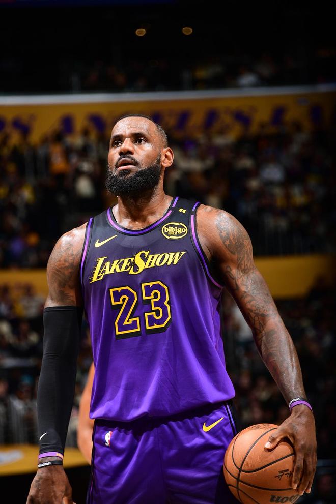 的小规模追 的小规模追