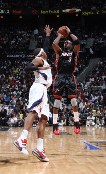 同时被拉高 同时被拉高